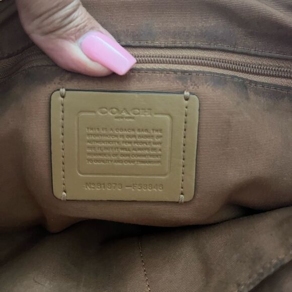 Coach Classic Leather Tote - Picture 10 of 11